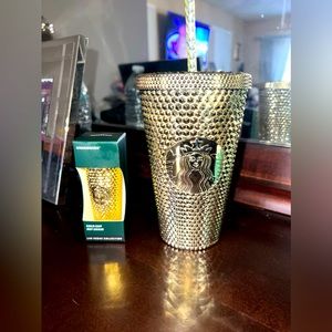 Starbucks‎ Gold metallic studded grande Tumblr & key chain NWT